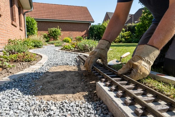 Modellbahn Gleisbau: Techniken für Garten und Outdoor in der Praxis