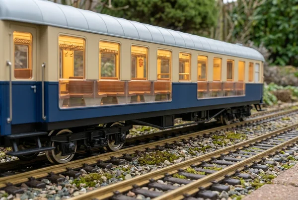 Vorteile von led gegenüber glühbirnen bei gartenbahn – Detailansicht