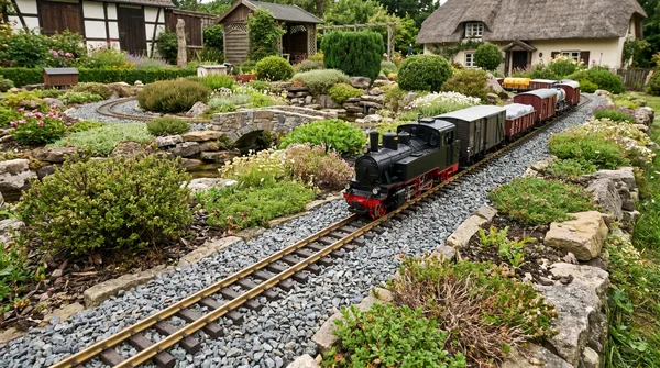 Modelleisenbahn Schienen reinigen, löten &amp; verlegen: Profi-Tipps für die Spur G