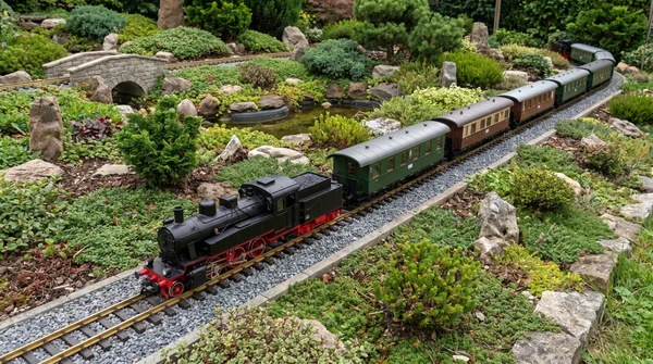 Kabelquerschnitt für Gartenbahn Stromversorgung berechnen: Der ultimative Guide