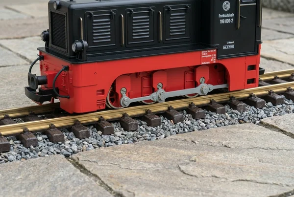 LGB Gartenbahn Getriebe blockiert was tun bei alten Modellen – Detailansicht