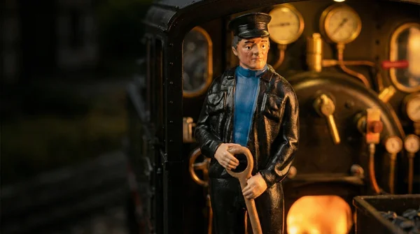 ML-Train Heizerfigur Manuel DR/HSB mit Kohleschaufel – Spur G, wetterfest, handbemalt, UV-beständig_auswahl3
