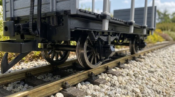 Rungenwagen Bausatz Spur G schwarz/grau mit Metall-Speichenradsätzen 31 mm – 44 Teile ML-Train 88923600_auswahl1
