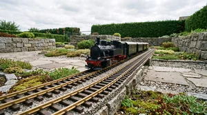 Booster vs. Digitalzentrale: Planung für die Gartenbahn
